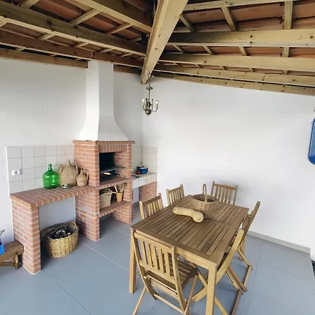 Casa Da Avo Julia Carvide